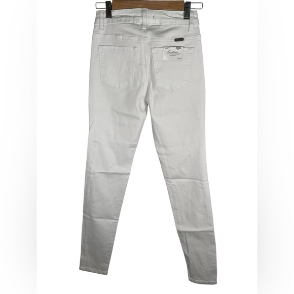 KanCan Crisp White Distressed Denim Jeans‎ NWT Size 7/27 - Picture 2 of 13